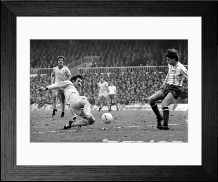 Framed Print : English FA Cup Fourth Round match. Sunderland 0 v Liverpool 3