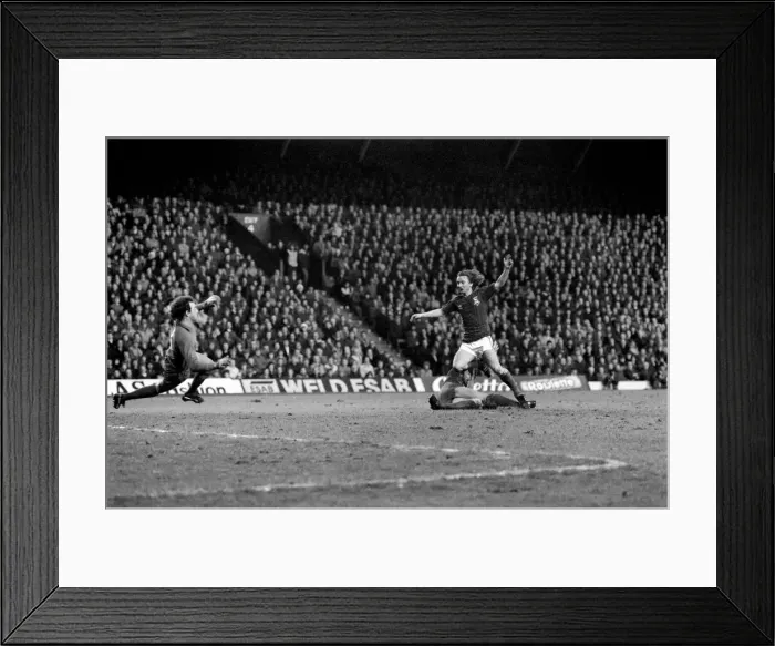 Framed Print : English League Division One match at Anfield. Liverpool 4 v Ipswich Town 0
