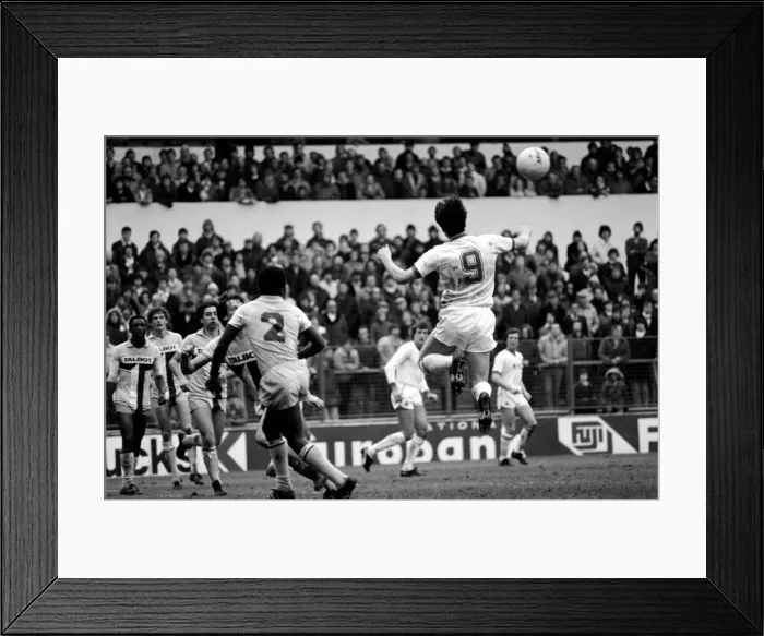 Framed Print : English League Division One matchat Elland Road. Leeds UNited 0 v Coventry City 0