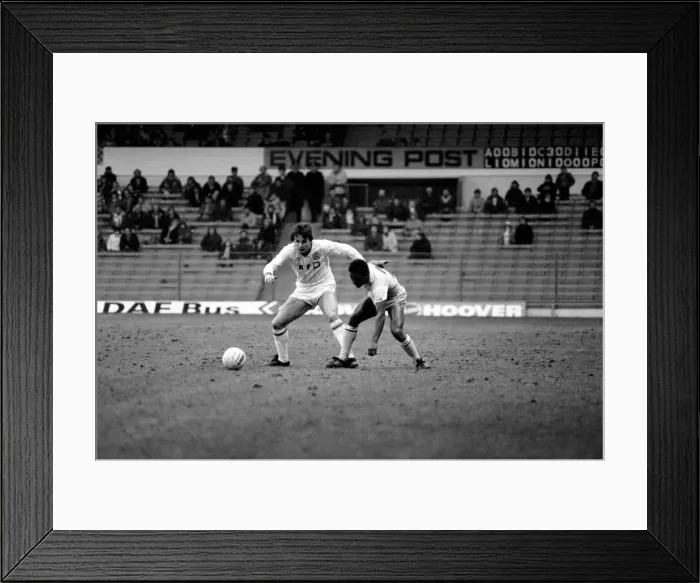 Framed Print : English League Division One matchat Elland Road. Leeds UNited 0 v Coventry City 0 Framed Print : English League Division One matchat Elland Road. Leeds UNited 0 v Coventry City 0