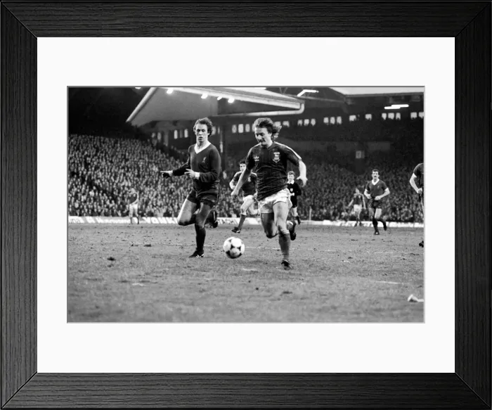 Framed Print : English League Division One match at Anfield. Liverpool 4 v Ipswich Town 0 Framed Print : English League Division One match at Anfield. Liverpool 4 v Ipswich Town 0
