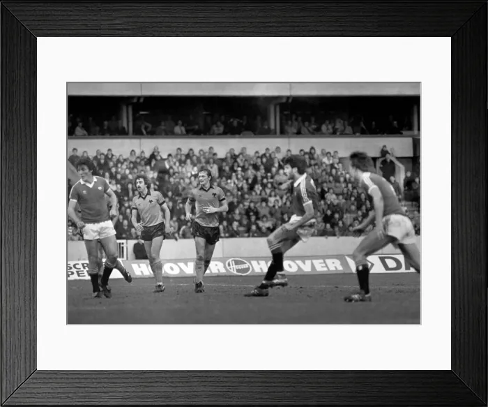 Framed Print : English League Division One match. Wolverhampton Wanderers 0 v Manchester United 1