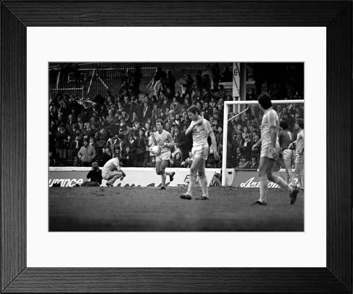 Framed Print : English League Division One match. Manchester City 4 v Brighton and Hove Albion 0
