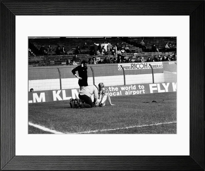 Framed Print : English League Division Two match. Sheffield Wednesday 2 v Leicester City 0
