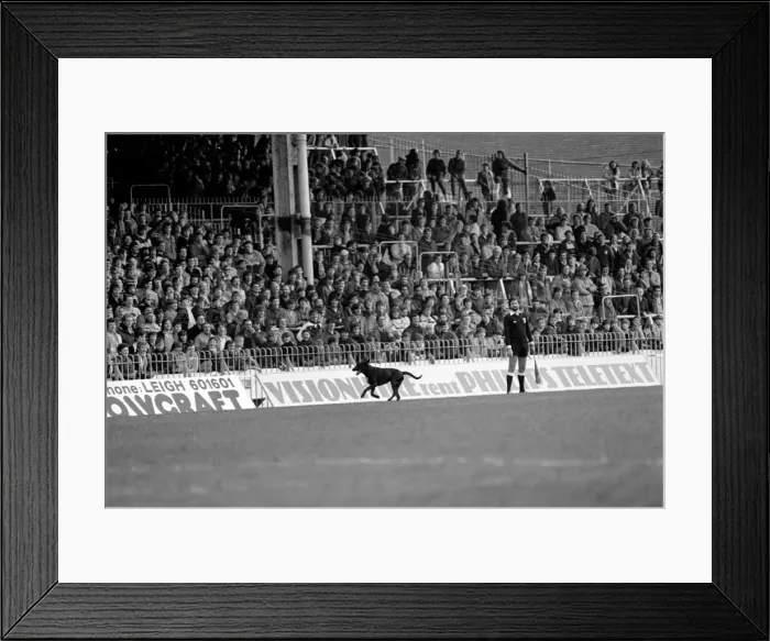 Framed Print : English League Division One match at Maine Road. Manchester City 0 v Birmingham City 0 Framed Print : English League Division One match at Maine Road. Manchester City 0 v Birmingham City 0
