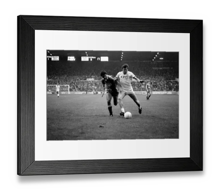Framed Print : English League Division Two match. Leeds United 1 v Charlton Athletic 2 Framed Print : English League Division Two match. Leeds United 1 v Charlton Athletic 2