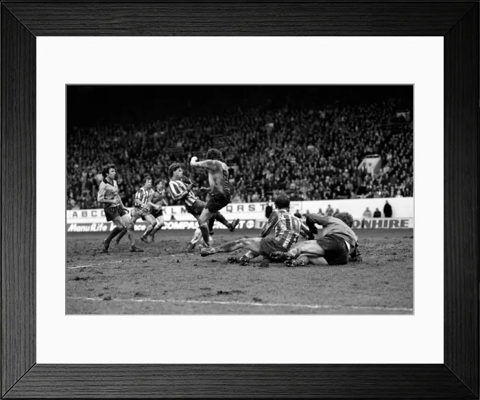 Framed Print : Sheffield Wednesday 0 v. Derby County 0. Division Two Football. March 1981 MF01-41-002