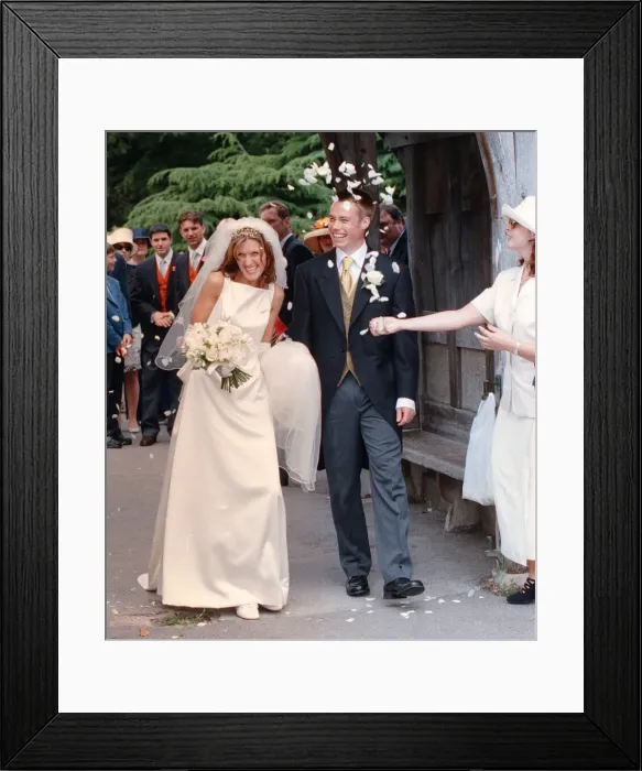 Framed Print : Footballer Graham le Saux with wife Marrianna Le Saux after getting married Framed Print : Footballer Graham le Saux with wife Marrianna Le Saux after getting married