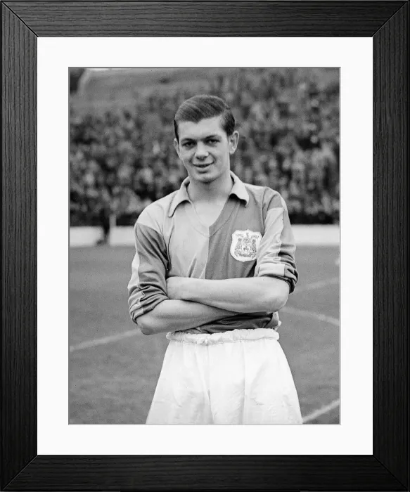 Framed Print : Len Browning of Leeds United FC September 1946 Leonard James Browning Framed Print : Len Browning of Leeds United FC September 1946 Leonard James Browning