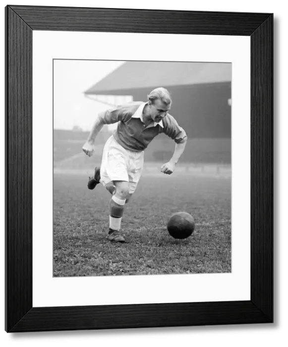 Framed Print : Wilf Mannion Middlesbrough Circa December 1946 - January 1947 Framed Print : Wilf Mannion Middlesbrough Circa December 1946 - January 1947