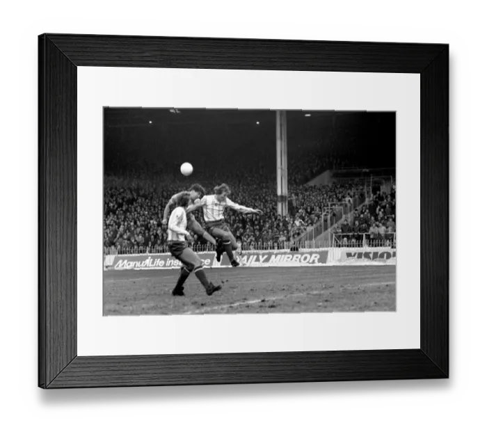 Framed Print : English League Division One match. Manchester City 2 v Sunderland 3 Framed Print : English League Division One match. Manchester City 2 v Sunderland 3