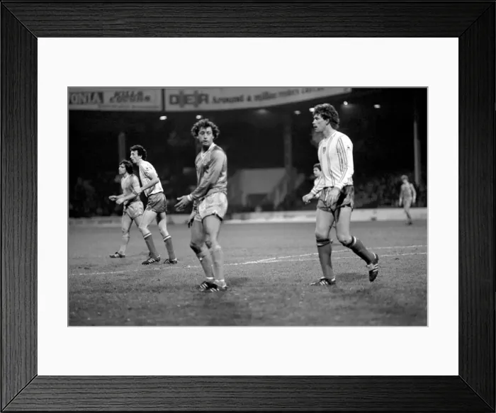 Framed Print : English League Division One match. Manchester City 2 v Sunderland 3 Framed Print : English League Division One match. Manchester City 2 v Sunderland 3