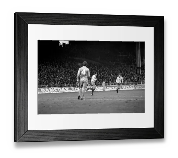 Framed Print : English League Division One match. Manchester City 2 v Sunderland 3 Framed Print : English League Division One match. Manchester City 2 v Sunderland 3