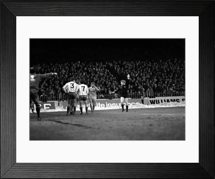 Framed Print : English League Division One match. Manchester City 2 v Sunderland 3