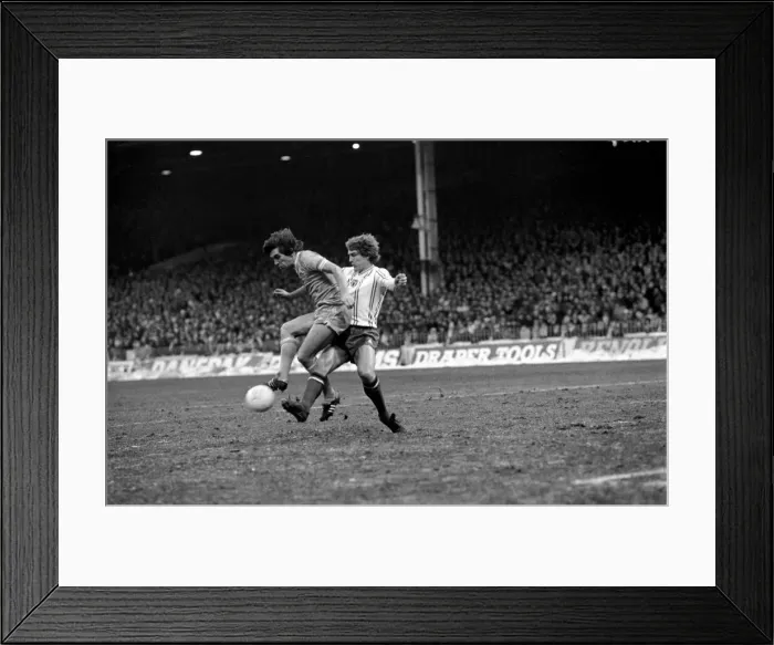 Framed Print : English League Division One match. Manchester City 2 v Sunderland 3