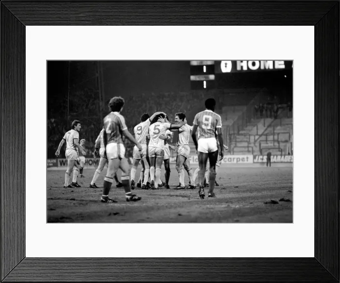 Framed Print : English League Division One match. Nottingham Forest 0 v Liverpool 2 Framed Print : English League Division One match. Nottingham Forest 0 v Liverpool 2