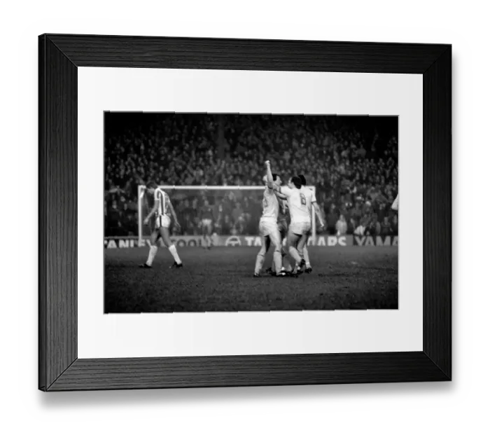Framed Print : English League Division One match. Stoke City 1 v Leeds United 2