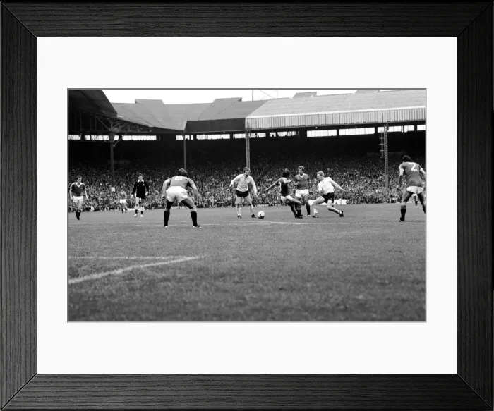 Framed Print : Manchester United 1 v. Swansea 0. Division 1 Football. September 1981 MF03-20-052