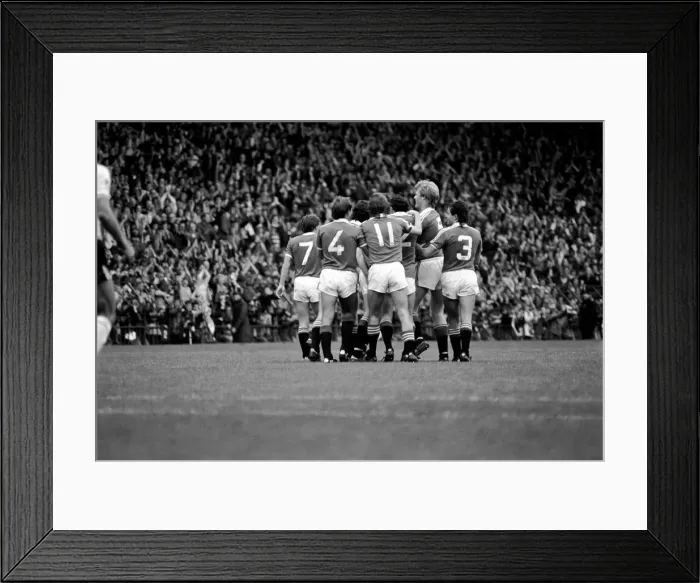 Framed Print : Manchester United 1 v. Swansea 0. Division 1 Football. September 1981 MF03-20-065 Framed Print : Manchester United 1 v. Swansea 0. Division 1 Football. September 1981 MF03-20-065