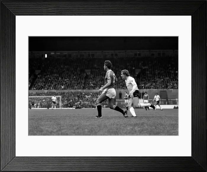 Framed Print : Manchester United 1 v. Swansea 0. Division 1 Football. September 1981 MF03-20-019