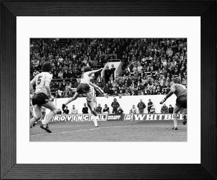 Framed Print : Sheffield Wednesday 1 v. Derby County 1. Division two football Framed Print : Sheffield Wednesday 1 v. Derby County 1. Division two football