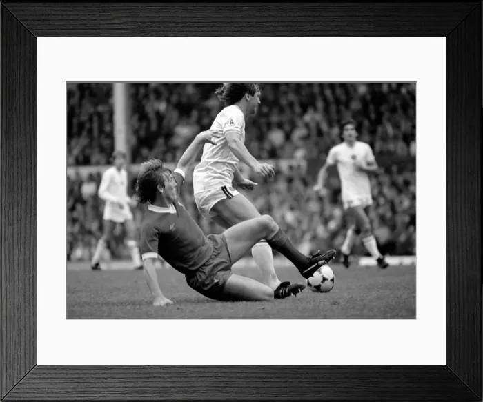 Framed Print : Liverpool 0 v. Aston Villa 0. Division one football September 1981 MF03-15-015 Framed Print : Liverpool 0 v. Aston Villa 0. Division one football September 1981 MF03-15-015