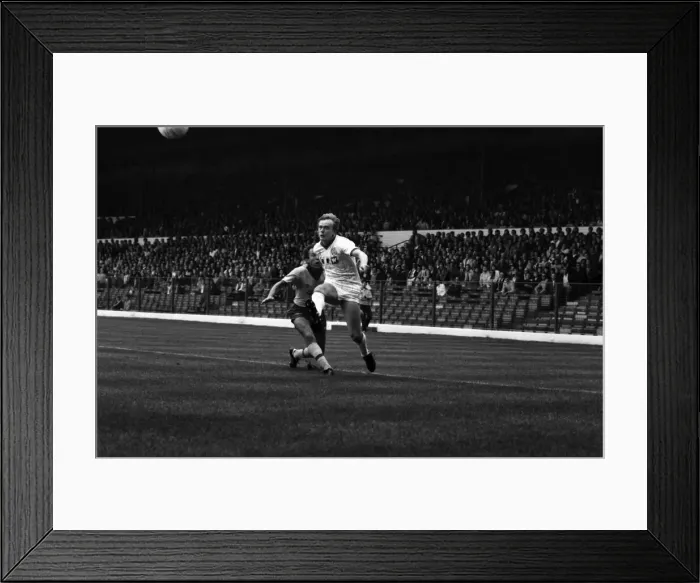 Framed Print : Leeds United 0 v. Arsenal 0. Division one football. September 1981 MF03-14-050 Framed Print : Leeds United 0 v. Arsenal 0. Division one football. September 1981 MF03-14-050