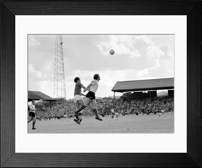Framed Print : Barnsley 3 v. Bolton 0. September 1981 MF03-08-074 Framed Print : Barnsley 3 v. Bolton 0. September 1981 MF03-08-074