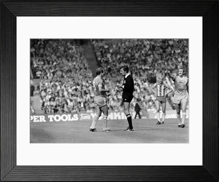 Framed Print : Manchester City v. West Bromwich Albion. August 1981 MF03-07-012 Framed Print : Manchester City v. West Bromwich Albion. August 1981 MF03-07-012