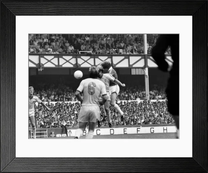 Framed Print : Everton 3 v. Birmingham City 1. August 1981 MF03-06-091 Framed Print : Everton 3 v. Birmingham City 1. August 1981 MF03-06-091
