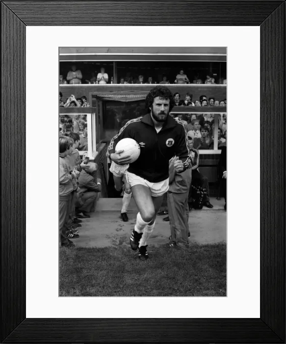 Framed Print : Everton 3 v. Birmingham City 1. August 1981 MF03-06-068 Framed Print : Everton 3 v. Birmingham City 1. August 1981 MF03-06-068