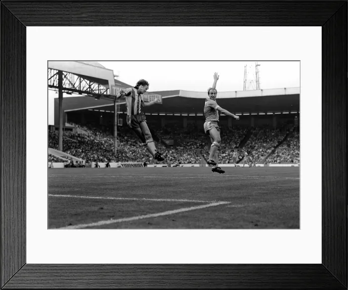 Framed Print : Manchester City v. West Bromwich Albion. August 1981 MF03-07-030 Framed Print : Manchester City v. West Bromwich Albion. August 1981 MF03-07-030