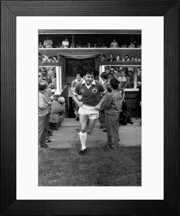 Framed Print : Everton 3 v. Birmingham City 1. August 1981 MF03-06-066 Framed Print : Everton 3 v. Birmingham City 1. August 1981 MF03-06-066