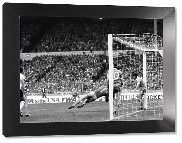 F. A. Cup Final. Manchester City 1 v. Tottenham Hotspur 1. May 1981 MF02-31-048