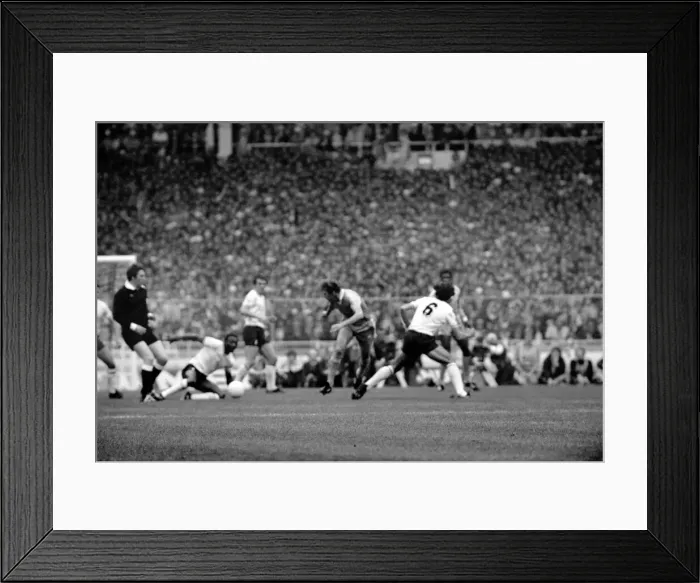 Framed Print : F. A. Cup Final. Manchester City 1 v. Tottenham Hotspur 1. May 1981 MF02-30-066 Framed Print : F. A. Cup Final. Manchester City 1 v. Tottenham Hotspur 1. May 1981 MF02-30-066
