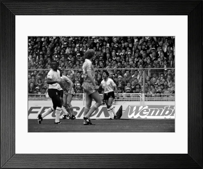 Framed Print : F. A. Cup Final. Manchester City 1 v. Tottenham Hotspur 1. May 1981 MF02-30-058 Framed Print : F. A. Cup Final. Manchester City 1 v. Tottenham Hotspur 1. May 1981 MF02-30-058