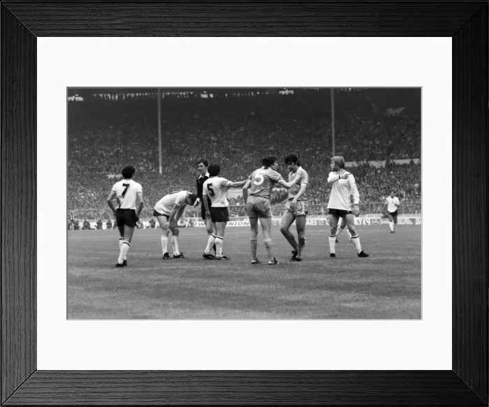 Framed Print : F. A. Cup Final. Manchester City 1 v. Tottenham Hotspur 1. May 1981 MF02-31 Framed Print : F. A. Cup Final. Manchester City 1 v. Tottenham Hotspur 1. May 1981 MF02-31