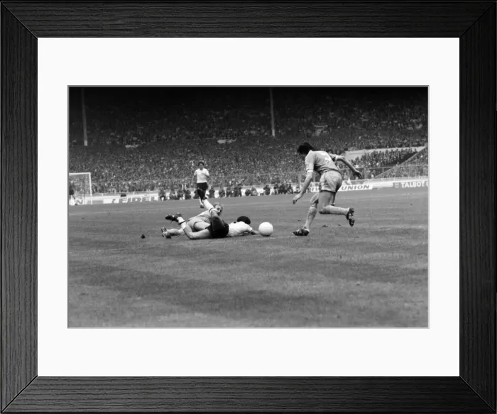 Framed Print : F. A. Cup Final. Manchester City 1 v. Tottenham Hotspur 1. May 1981 MF02-31-056 Framed Print : F. A. Cup Final. Manchester City 1 v. Tottenham Hotspur 1. May 1981 MF02-31-056