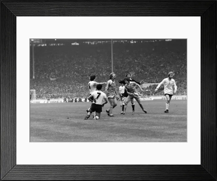 Framed Print : F. A. Cup Final. Manchester City 1 v. Tottenham Hotspur 1. May 1981 MF02-31-057