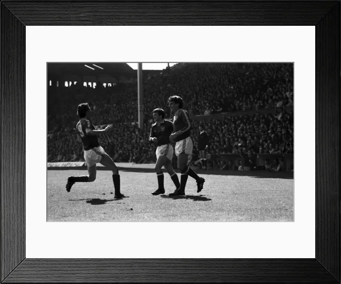 Framed Print : Liverpool 0 v. Sunderland 1. Division One Football. May 1981 MF02-27-024 Framed Print : Liverpool 0 v. Sunderland 1. Division One Football. May 1981 MF02-27-024