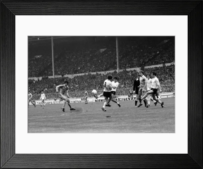 Framed Print : F. A. Cup Final. Manchester City 1 v. Tottenham Hotspur 1. May 1981 MF02-31-039 Framed Print : F. A. Cup Final. Manchester City 1 v. Tottenham Hotspur 1. May 1981 MF02-31-039