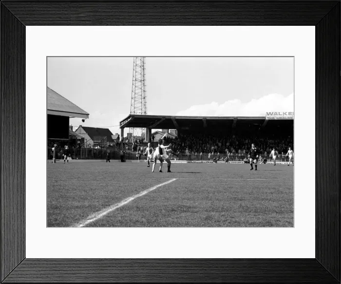 Framed Print : Blackburn Rovers 4 v. Newcastle United 1. Division 1 Football. May 1982 MF07-08-007 Framed Print : Blackburn Rovers 4 v. Newcastle United 1. Division 1 Football. May 1982 MF07-08-007