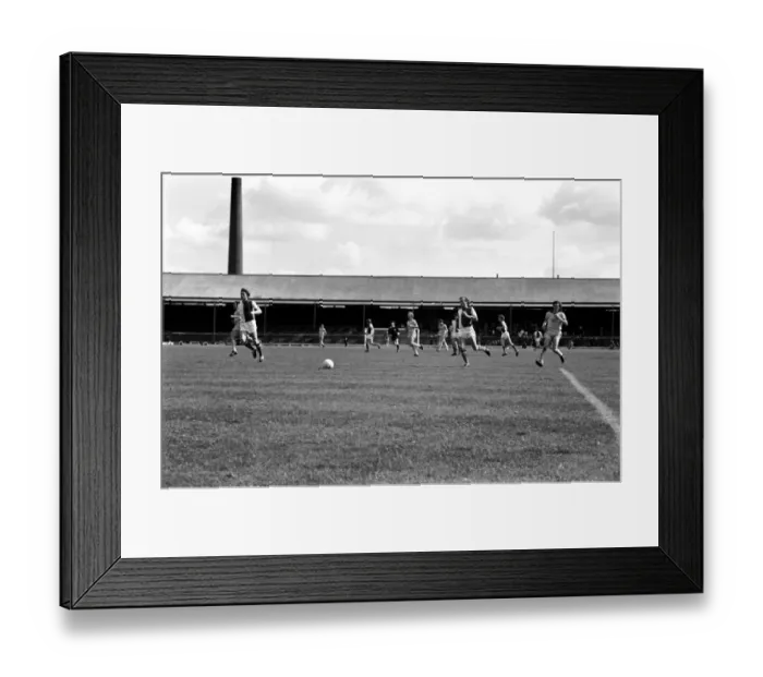 Framed Print : Blackburn Rovers 4 v. Newcastle United 1. Division 1 Football. May 1982 MF07-08-079 Framed Print : Blackburn Rovers 4 v. Newcastle United 1. Division 1 Football. May 1982 MF07-08-079