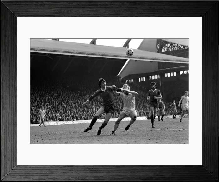 Framed Print : Liverpool 2 v. Nottingham Forest 0. Division 1 Football. May 1982 MF07-09-001