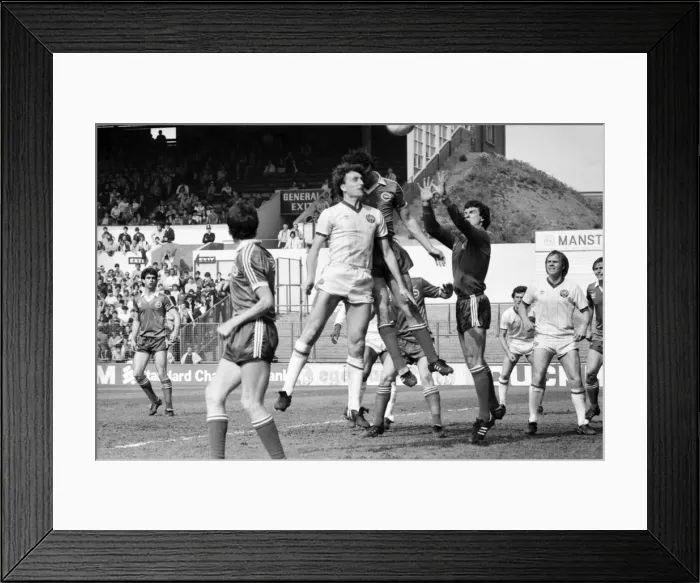 Framed Print : Leeds United 2. v. Brighton and Hove Albion 1. Division 1 Football. May 1982 MF07-01-024 Framed Print : Leeds United 2. v. Brighton and Hove Albion 1. Division 1 Football. May 1982 MF07-01-024
