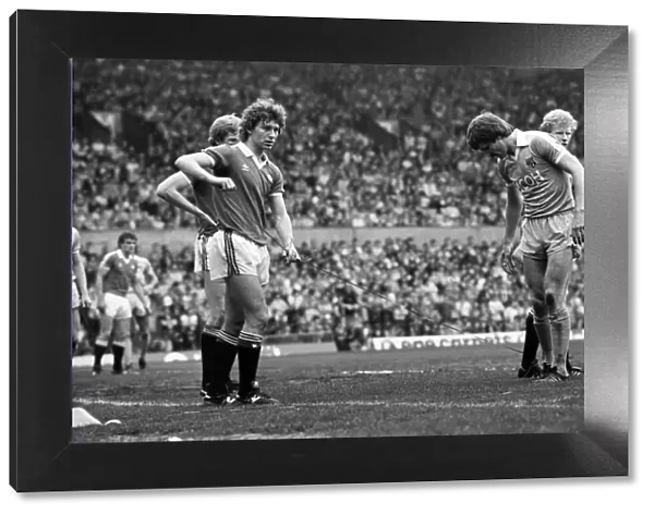 Manchester United 2 v. Stoke City 0. Division 1 Football. May 1982 MF07-02-030