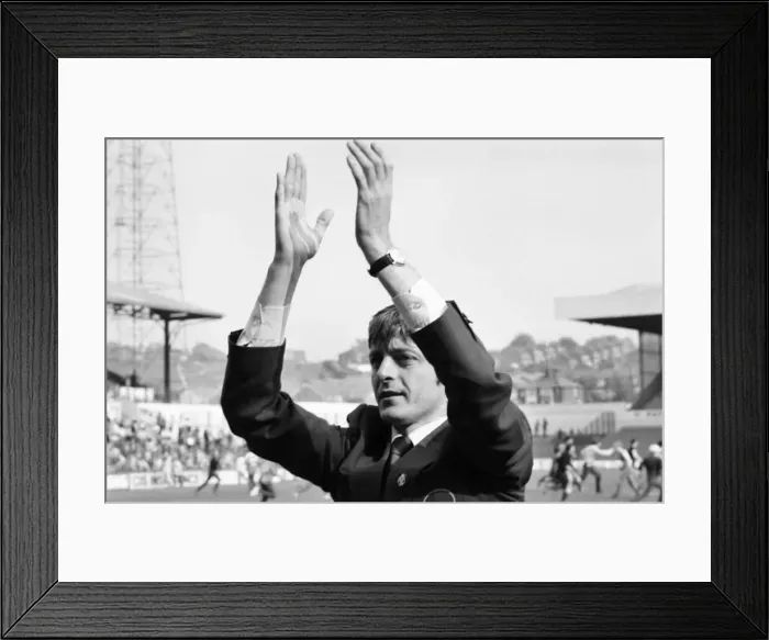 Framed Print : Leeds United 2. v. Brighton and Hove Albion 1. Division 1 Football. May 1982 MF07-01-015