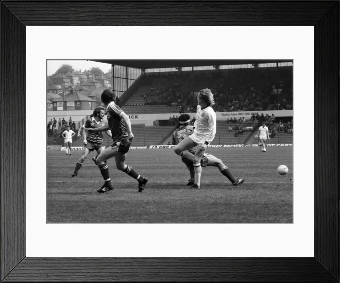 Framed Print : Leeds United 2. v. Brighton and Hove Albion 1. Division 1 Football. May 1982 MF07-01-008 Framed Print : Leeds United 2. v. Brighton and Hove Albion 1. Division 1 Football. May 1982 MF07-01-008
