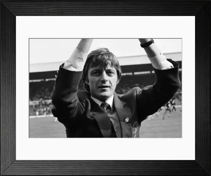Framed Print : Leeds United 2. v. Brighton and Hove Albion 1. Division 1 Football. May 1982 MF07-01-007 Framed Print : Leeds United 2. v. Brighton and Hove Albion 1. Division 1 Football. May 1982 MF07-01-007