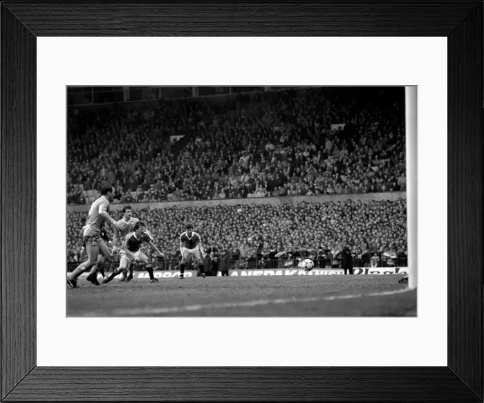 Framed Print : English League Division One match at Old Trafford. Manchester United 1 v Manchester City Framed Print : English League Division One match at Old Trafford. Manchester United 1 v Manchester City